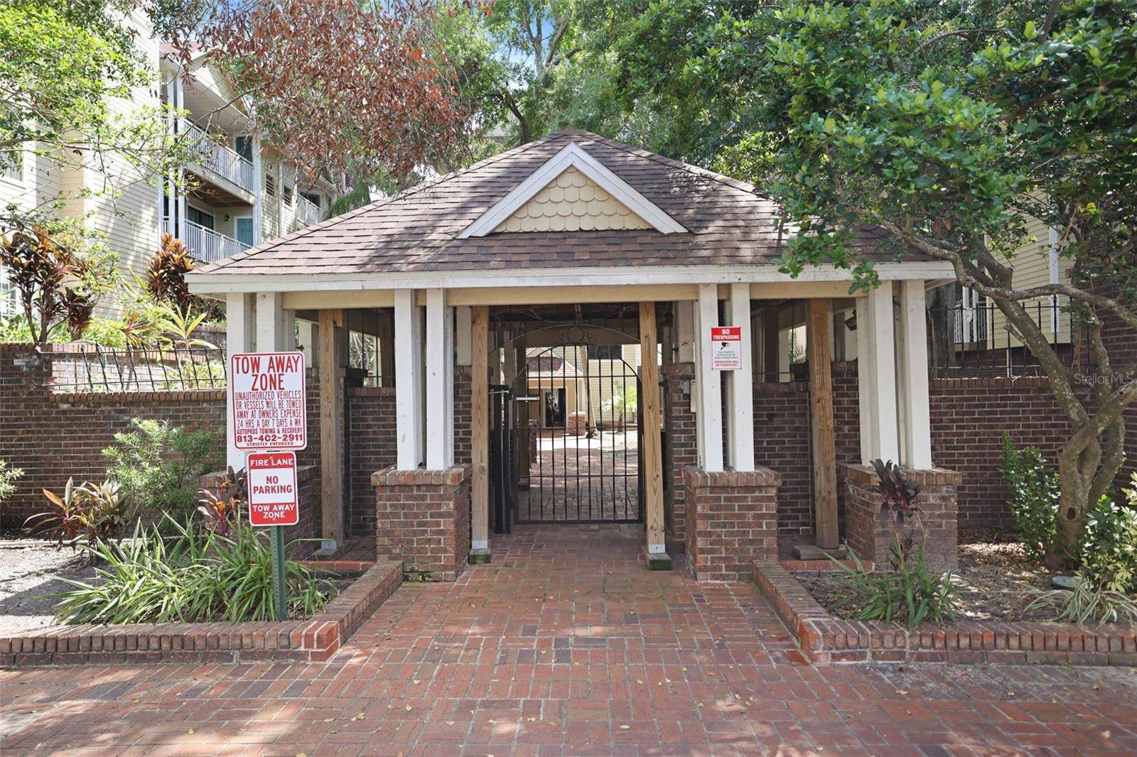 1000 West Horatio Street, Tampa, FL 33606