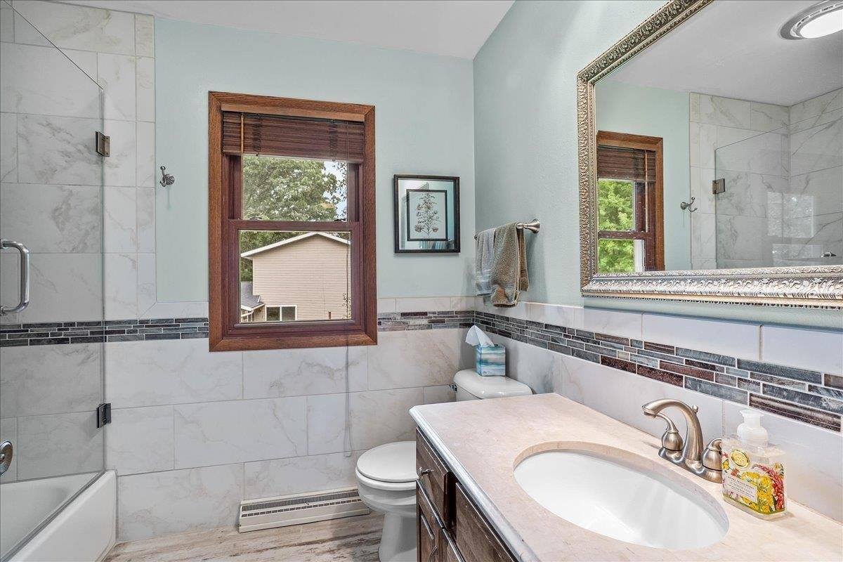 422 Meadow Lane, Marshfield, WI 54449