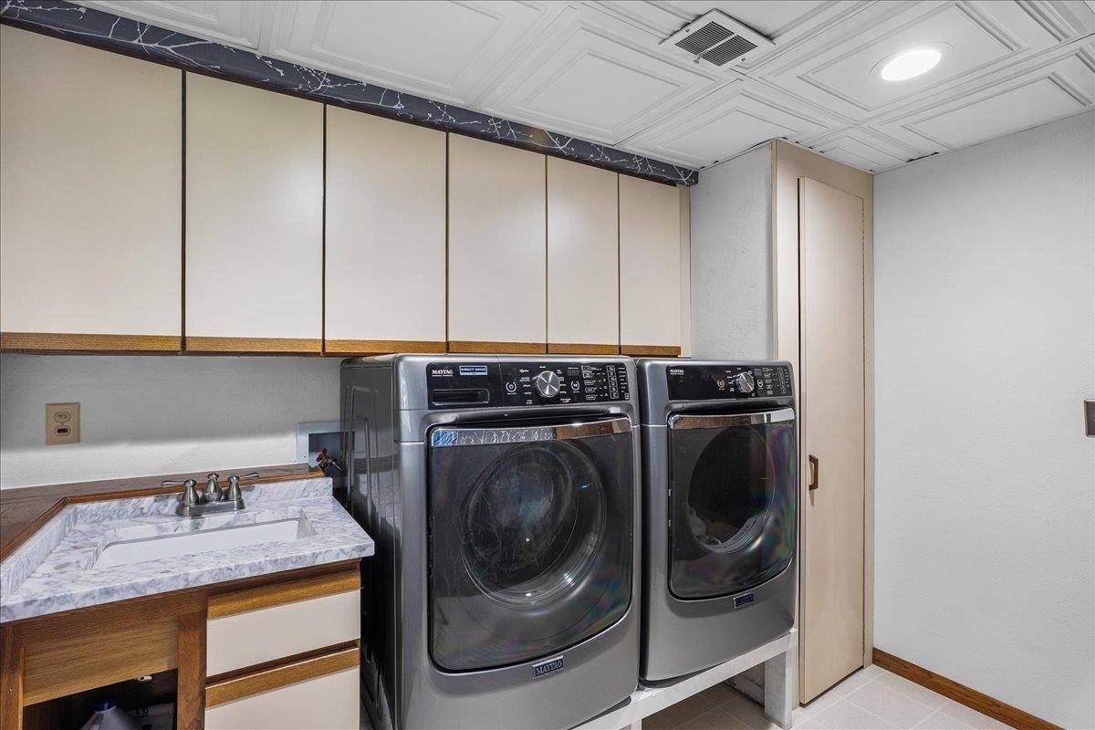 422 Meadow Lane, Marshfield, WI 54449