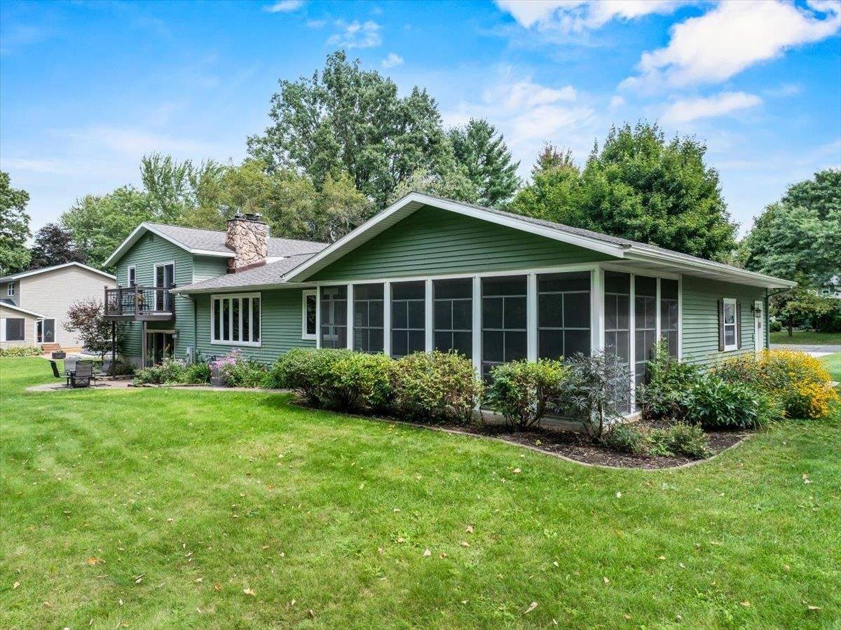422 Meadow Lane, Marshfield, WI 54449