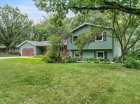 422 Meadow Lane, Marshfield, WI 54449