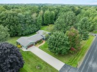 422 Meadow Lane, Marshfield, WI 54449
