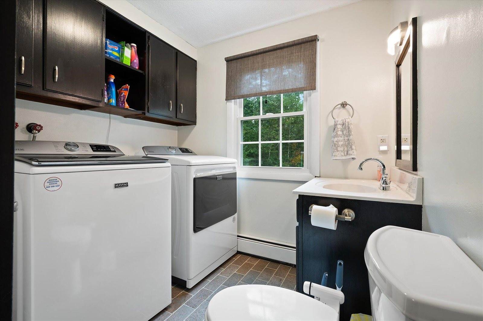 415 Monroe Road, Hampden, ME 04444