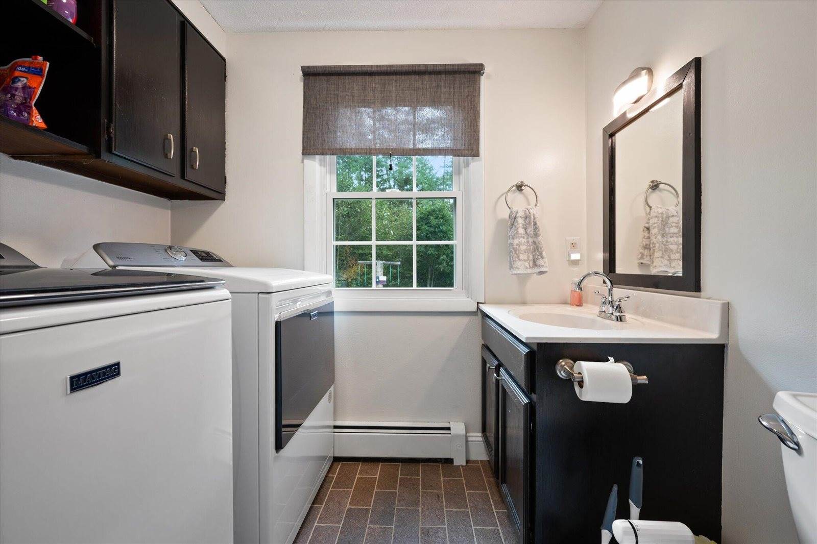 415 Monroe Road, Hampden, ME 04444