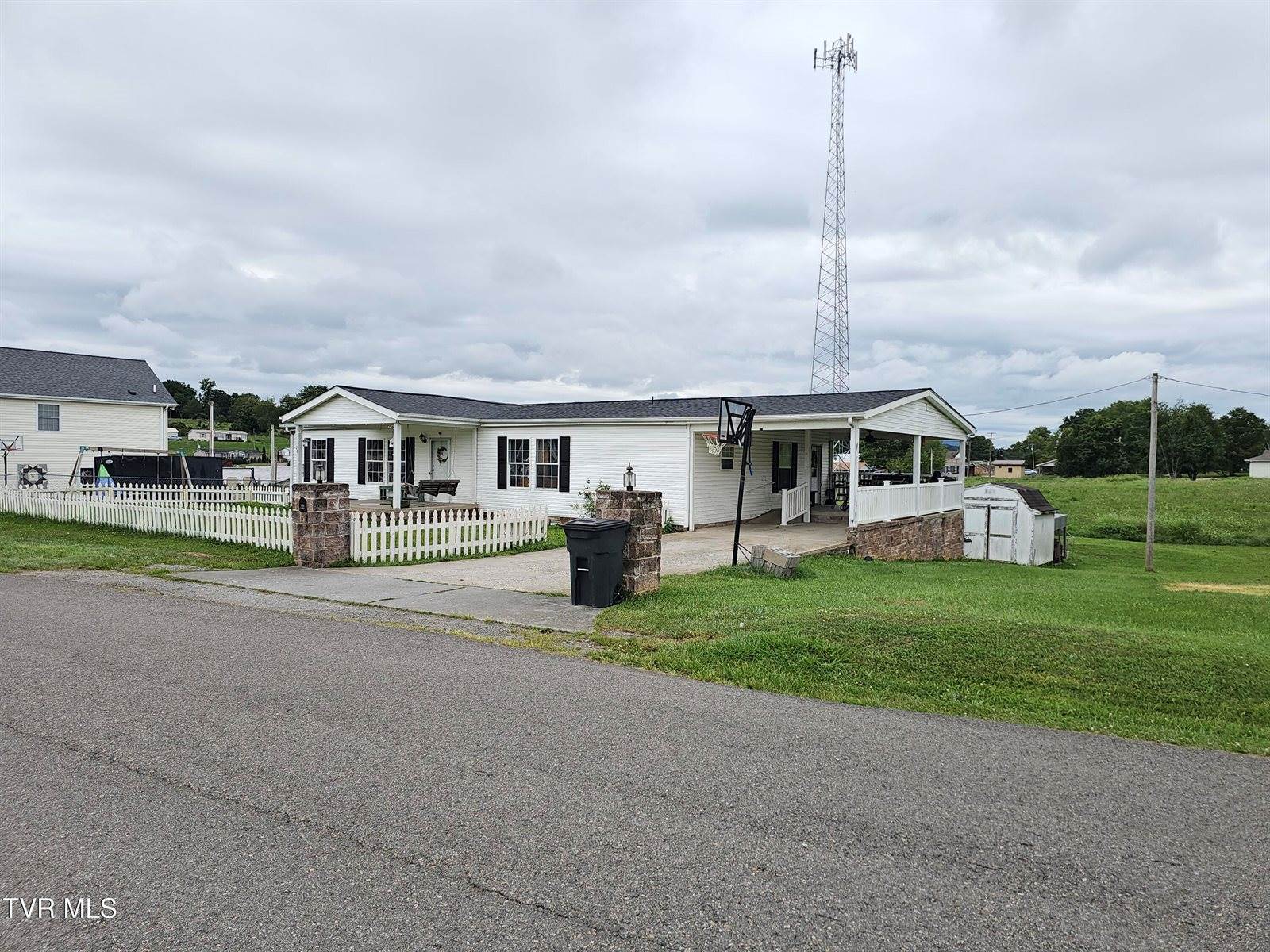 201 Bethel Road, Nickelsville, VA 24271