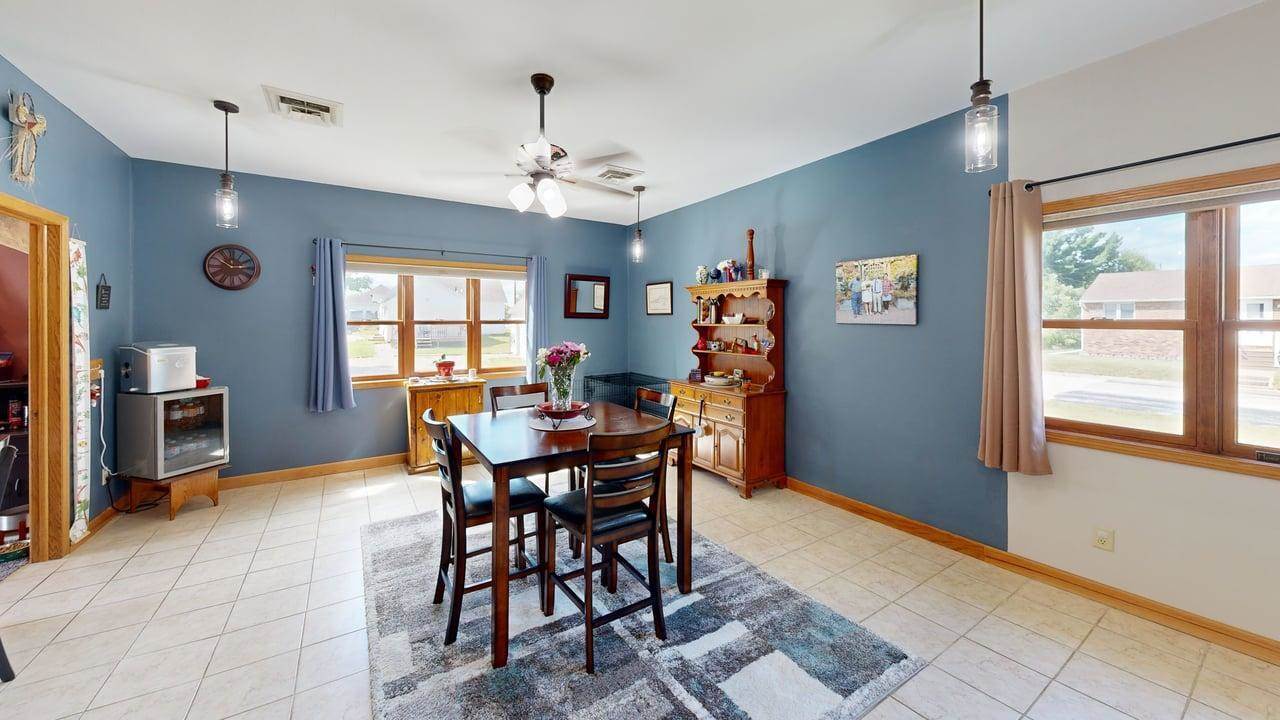 116 East Broadway St, Prairie Du Chien, WI 53821