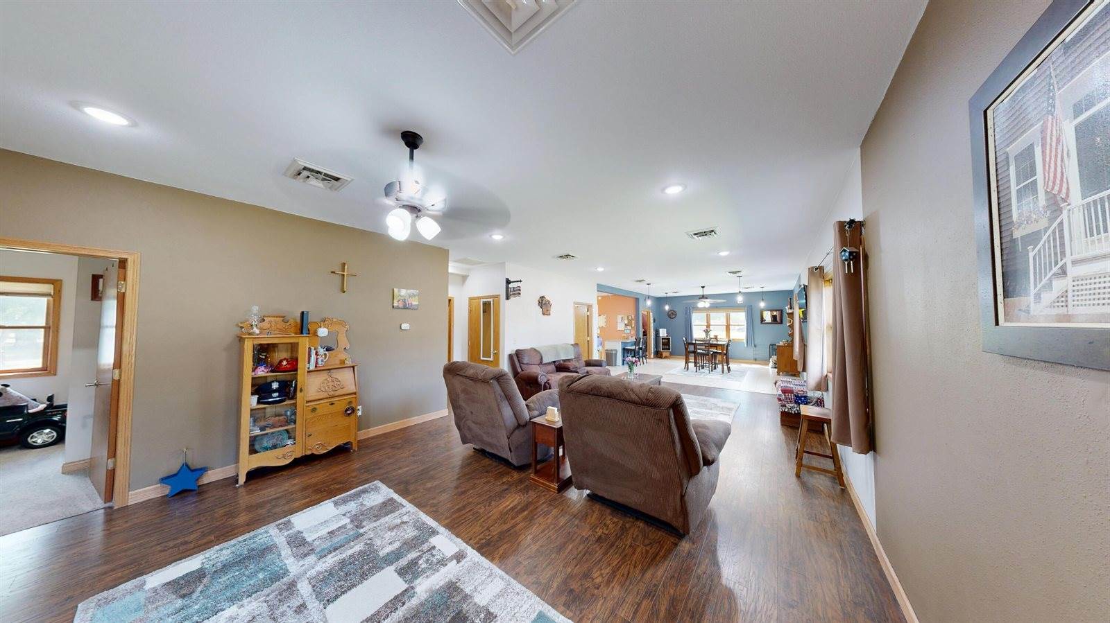 116 East Broadway St, Prairie Du Chien, WI 53821