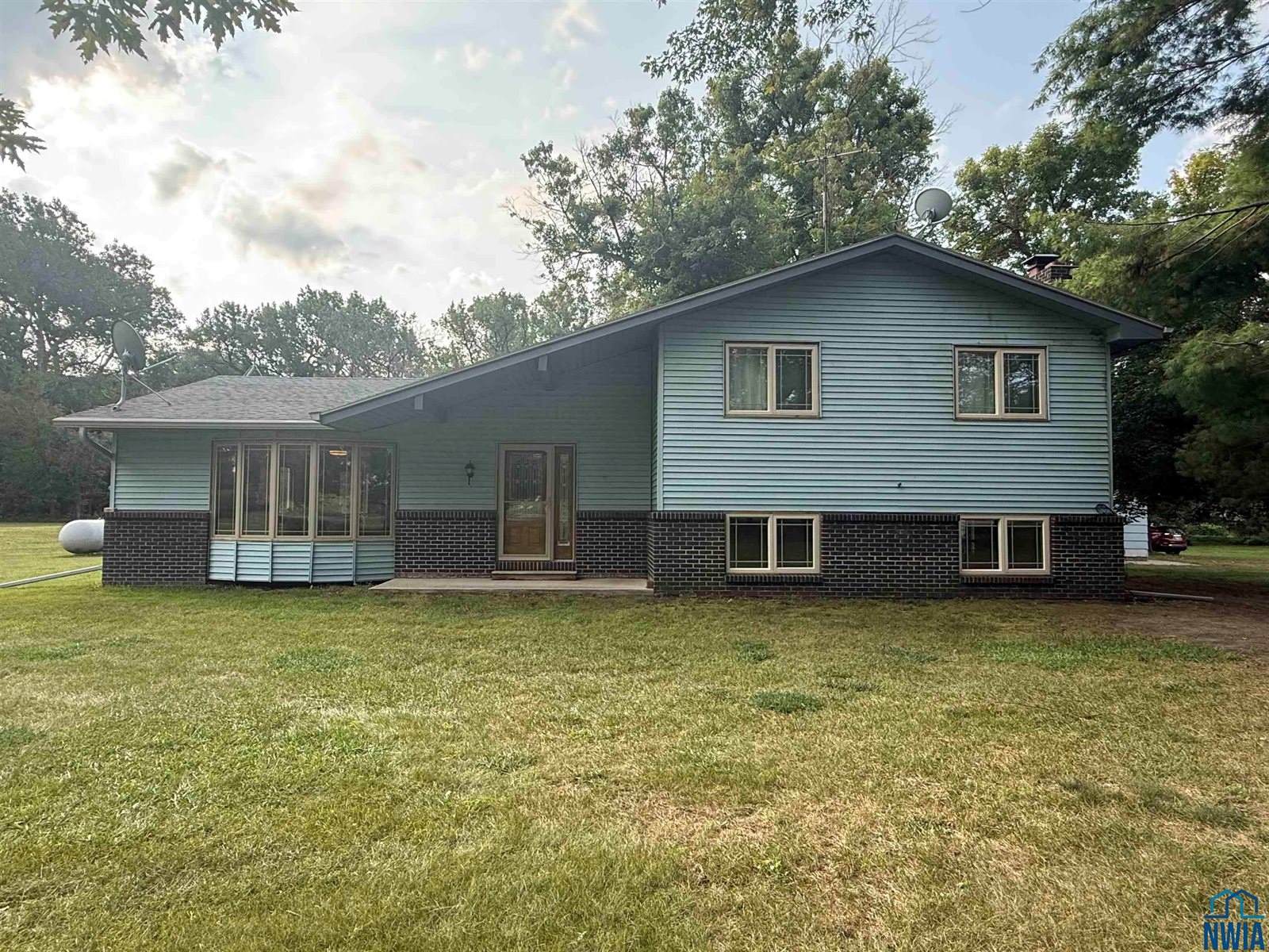 16672 C60, Sioux City, IA 51109