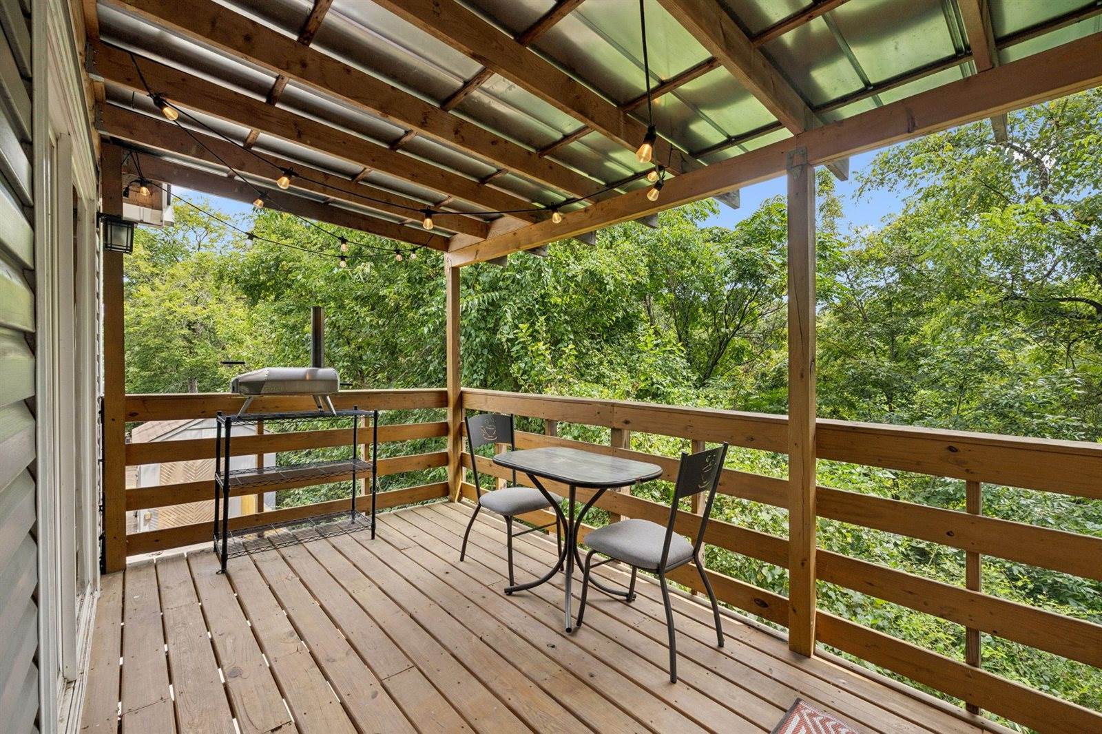 504 Foothill Dr, Nashville, TN 37217