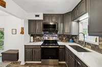 504 Foothill Dr, Nashville, TN 37217