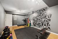 504 Foothill Dr, Nashville, TN 37217