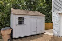 504 Foothill Dr, Nashville, TN 37217