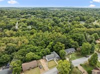 504 Foothill Dr, Nashville, TN 37217