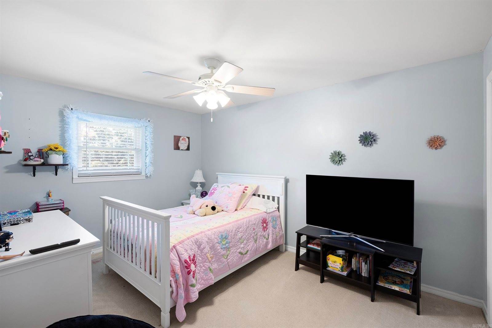 240 S Beaumont Avenue, Russellville, AR 72801