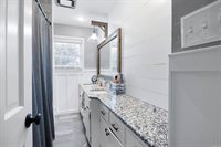 240 S Beaumont Avenue, Russellville, AR 72801