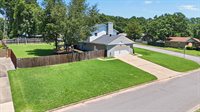 240 S Beaumont Avenue, Russellville, AR 72801