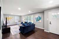 240 S Beaumont Avenue, Russellville, AR 72801