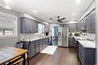 240 S Beaumont Avenue, Russellville, AR 72801