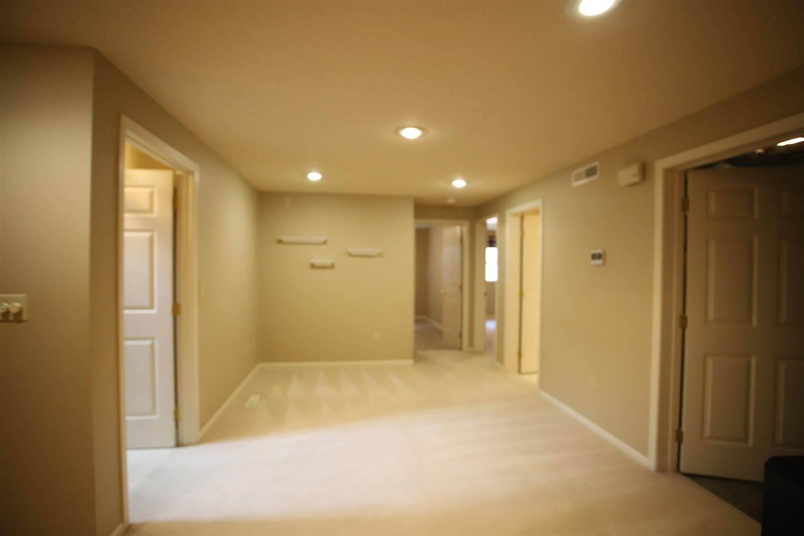 909 15 1/2 Ave SE, Minot, ND 58701