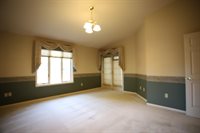 909 15 1/2 Ave SE, Minot, ND 58701