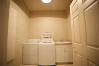 909 15 1/2 Ave SE, Minot, ND 58701