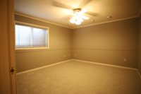 909 15 1/2 Ave SE, Minot, ND 58701