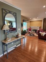 909 15 1/2 Ave SE, Minot, ND 58701