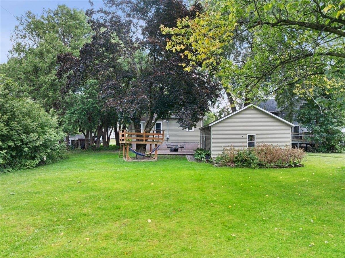 910 S Cedar Avenue, Marshfield, WI 54449