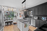 910 S Cedar Avenue, Marshfield, WI 54449