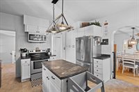 910 S Cedar Avenue, Marshfield, WI 54449