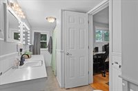 910 S Cedar Avenue, Marshfield, WI 54449