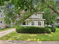910 S Cedar Avenue, Marshfield, WI 54449