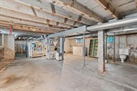 910 S Cedar Avenue, Marshfield, WI 54449