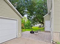 910 S Cedar Avenue, Marshfield, WI 54449