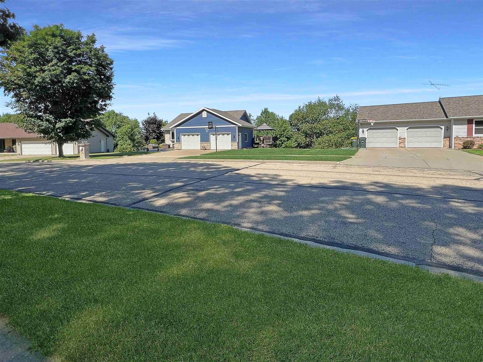 2207 Winfield, Reedsburg, WI 53959