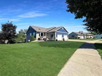2207 Winfield, Reedsburg, WI 53959