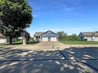 2207 Winfield, Reedsburg, WI 53959