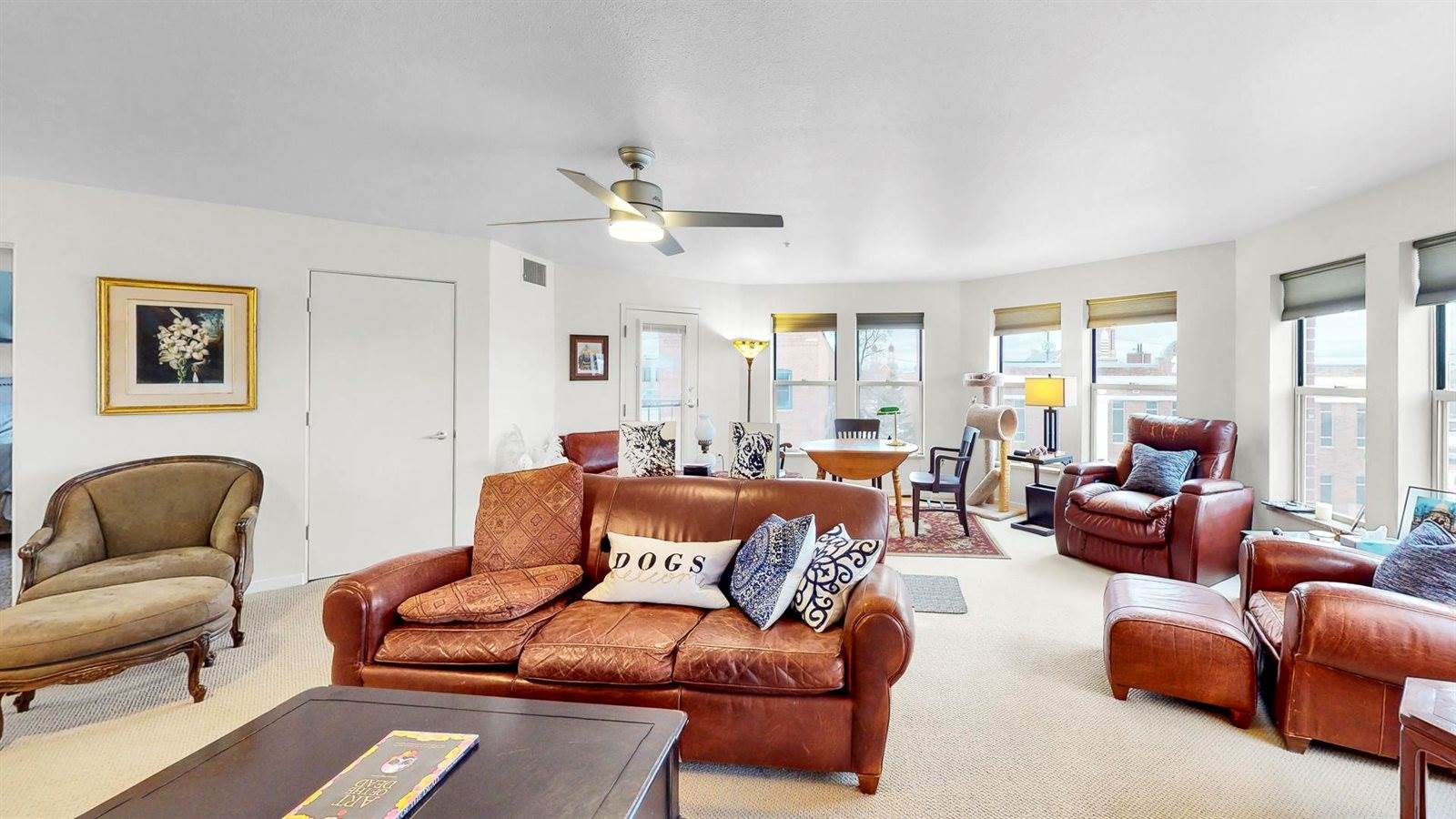 118 South Washington Street, Green Bay, WI 54301