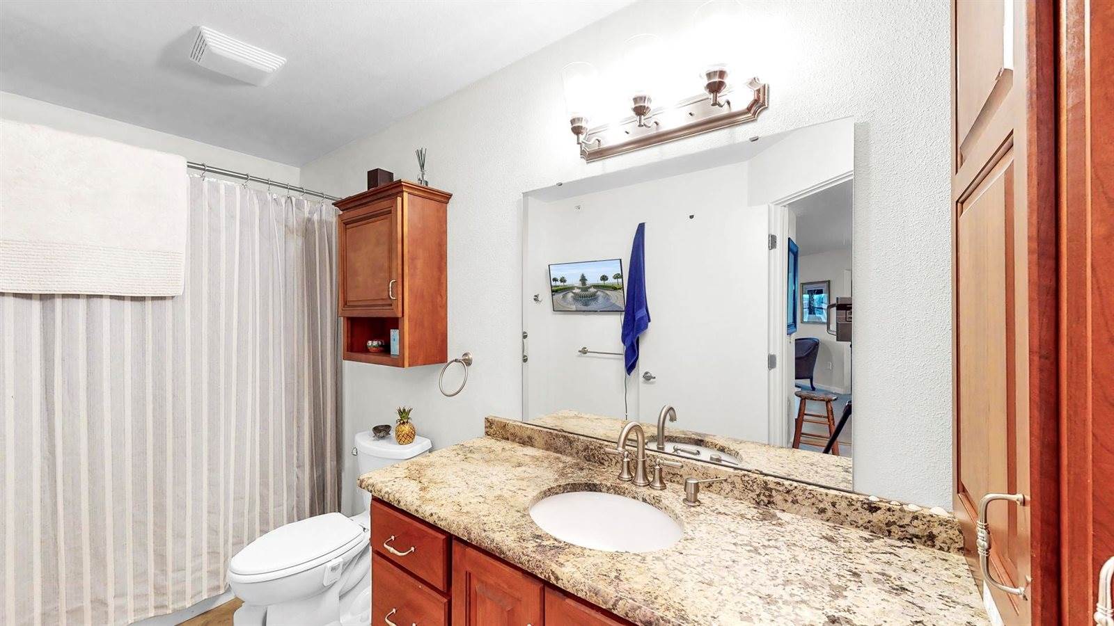 118 South Washington Street, Green Bay, WI 54301