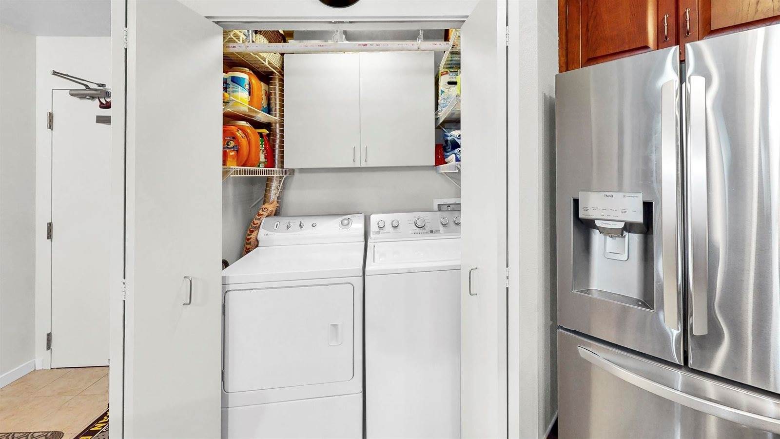 118 South Washington Street, Green Bay, WI 54301