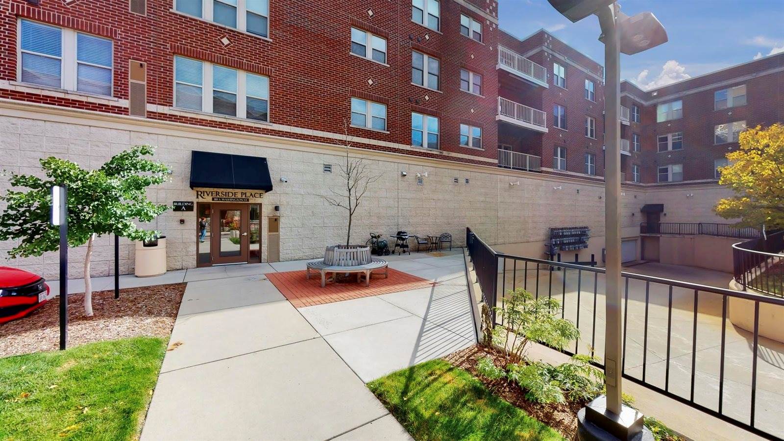 118 South Washington Street, Green Bay, WI 54301