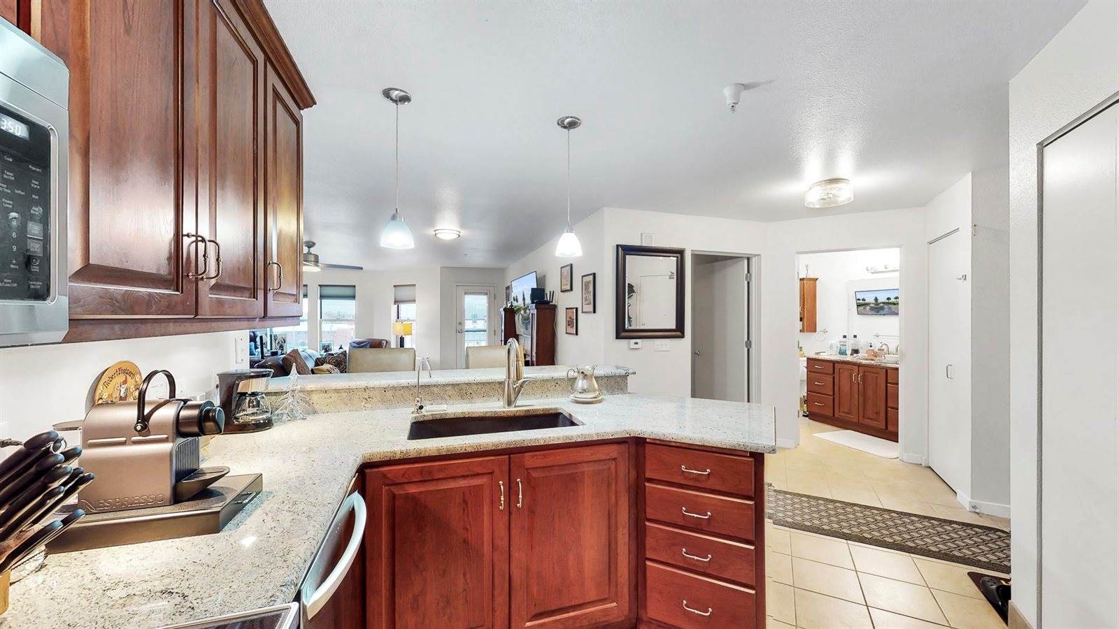 118 South Washington Street, Green Bay, WI 54301