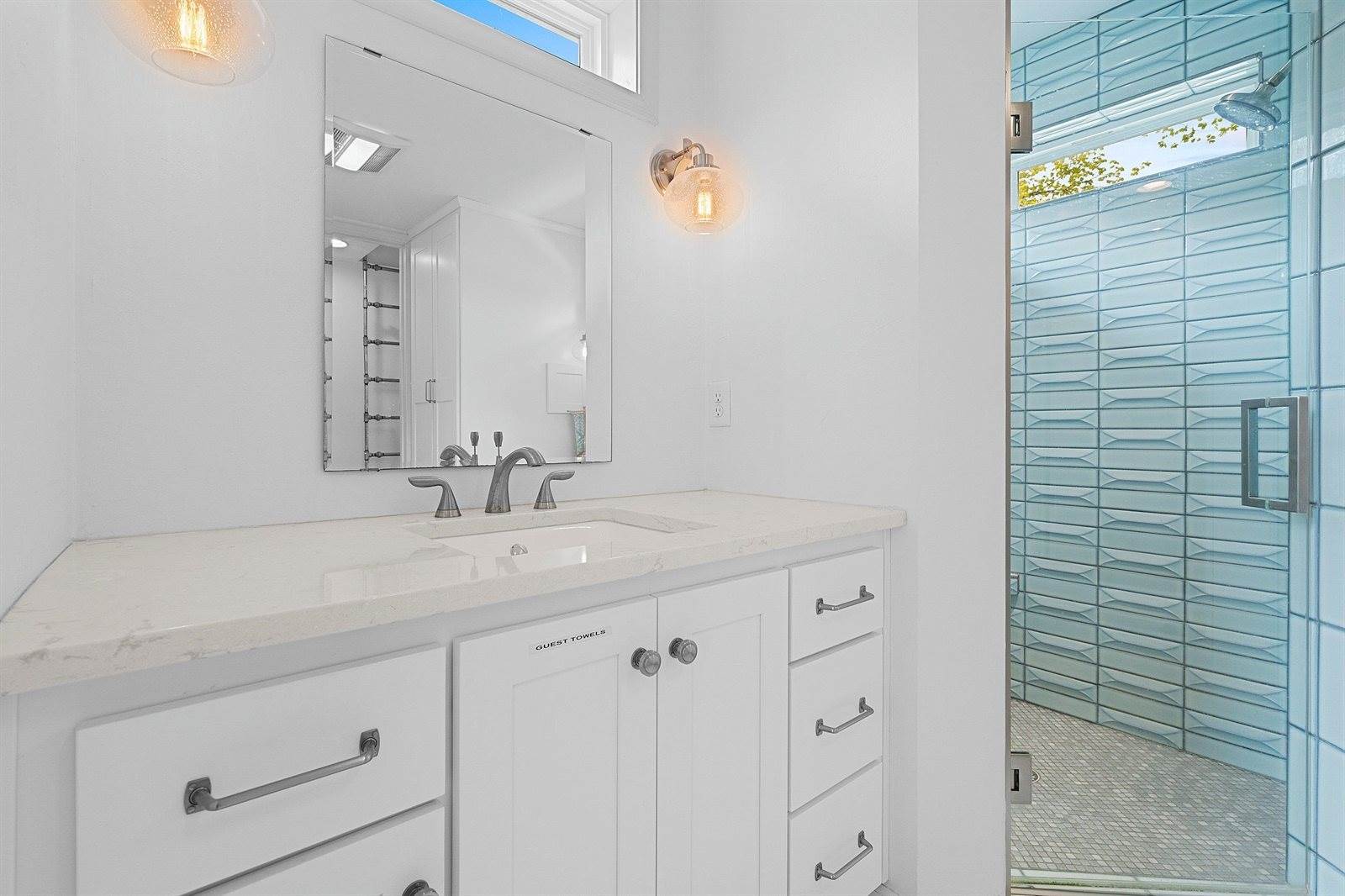 4399 Anapaula Lane, Green Bay, WI 54311