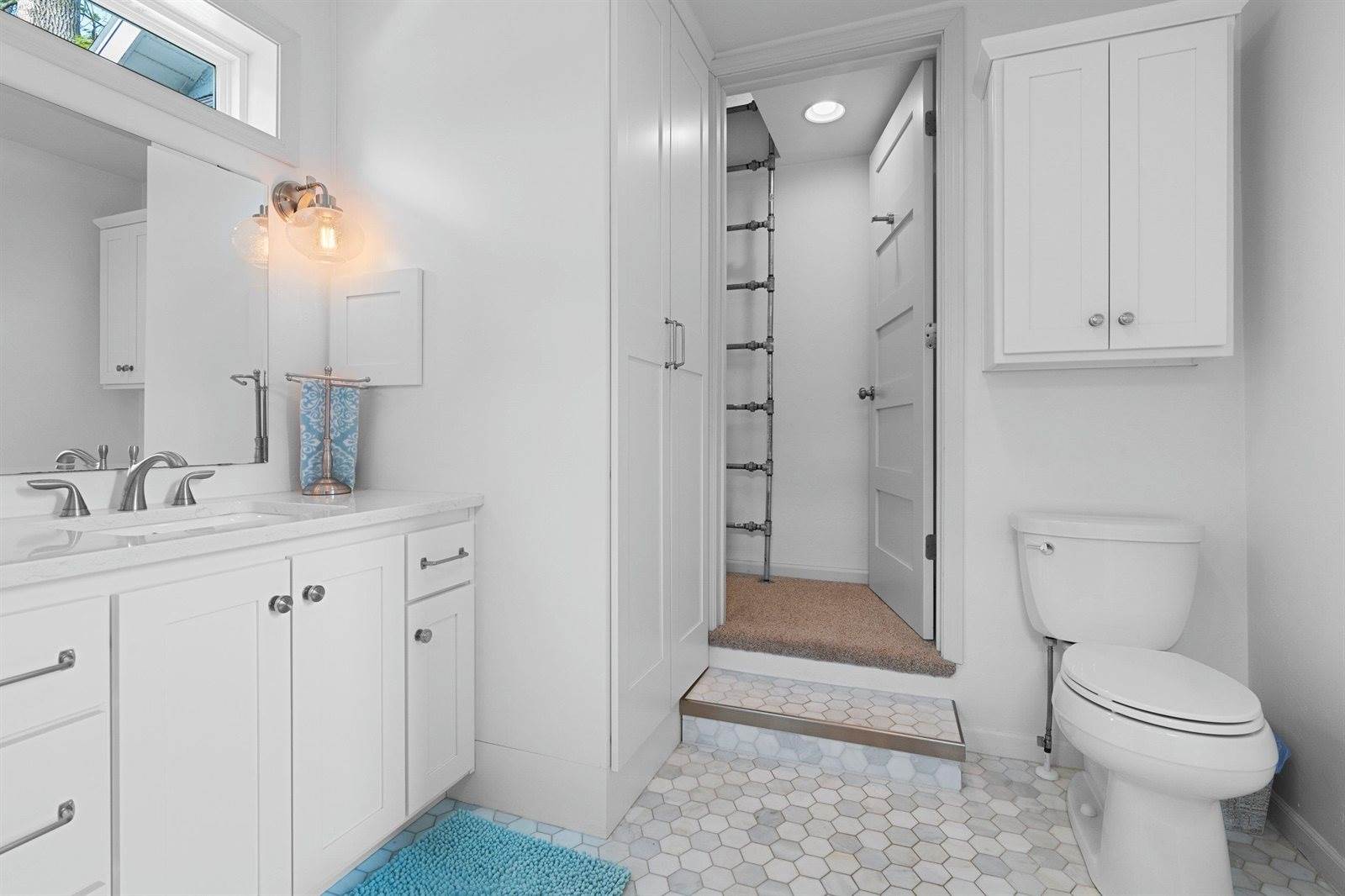 4399 Anapaula Lane, Green Bay, WI 54311