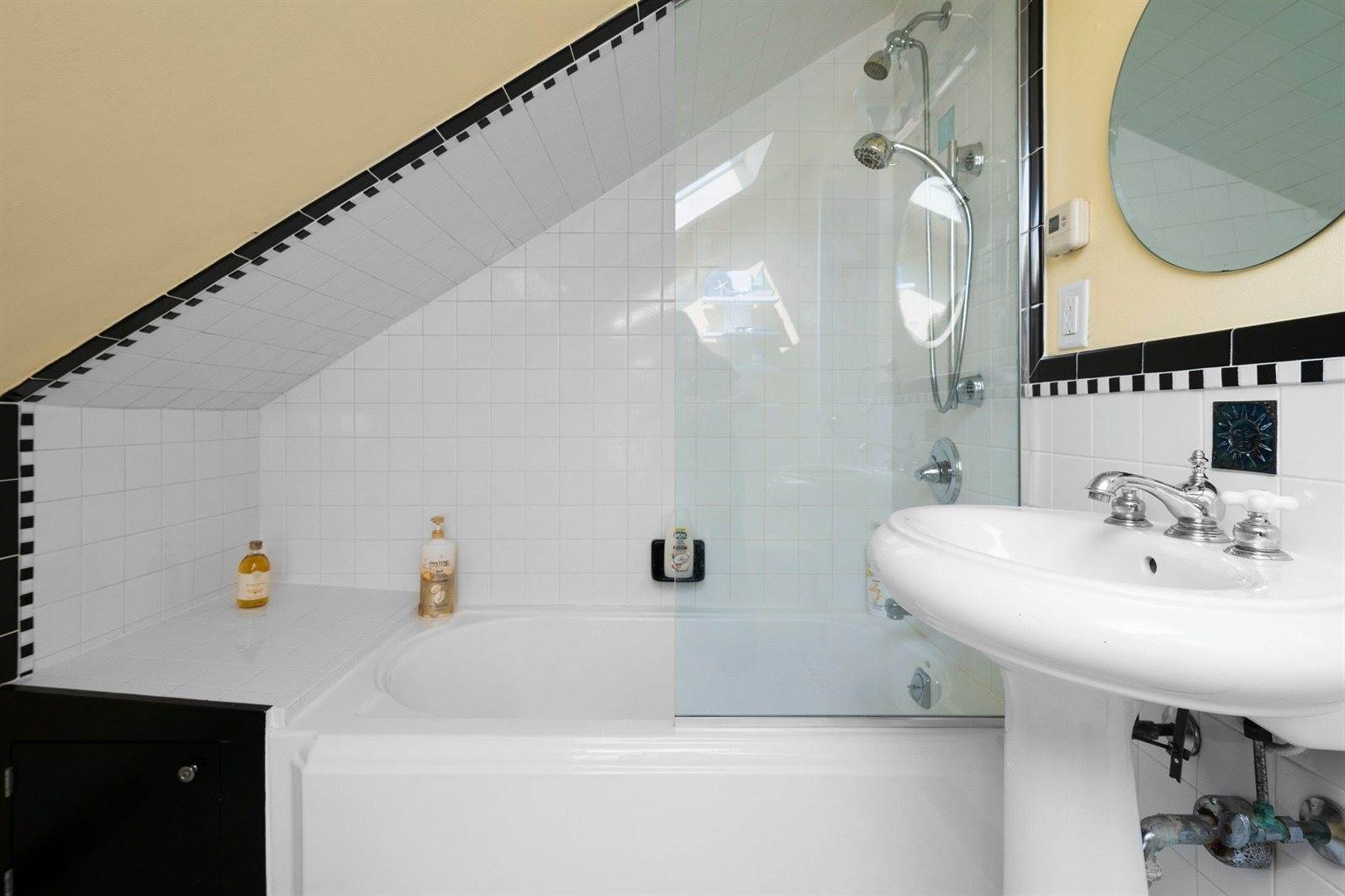 4399 Anapaula Lane, Green Bay, WI 54311