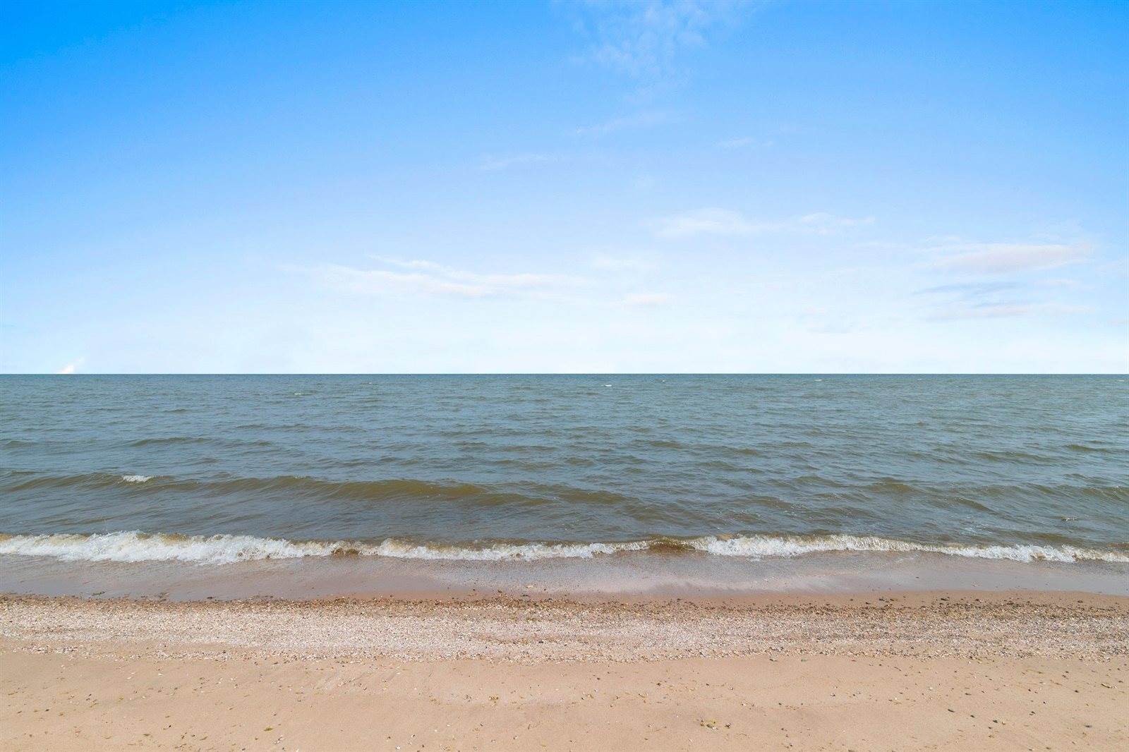 4399 Anapaula Lane, Green Bay, WI 54311