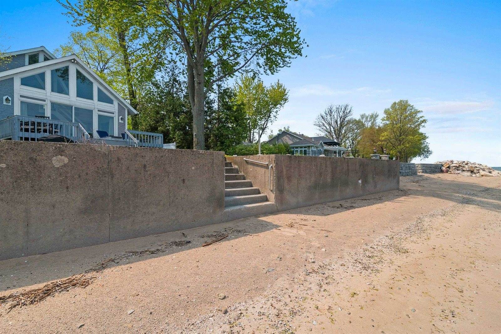 4399 Anapaula Lane, Green Bay, WI 54311