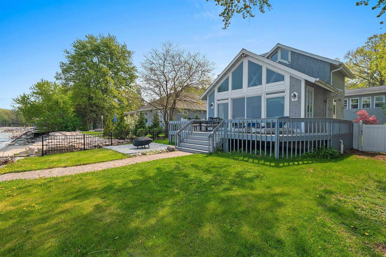 4399 Anapaula Lane, Green Bay, WI 54311