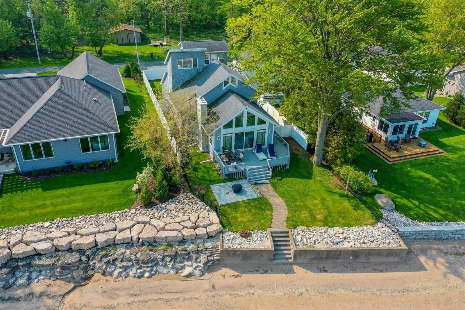 4399 Anapaula Lane, Green Bay, WI 54311