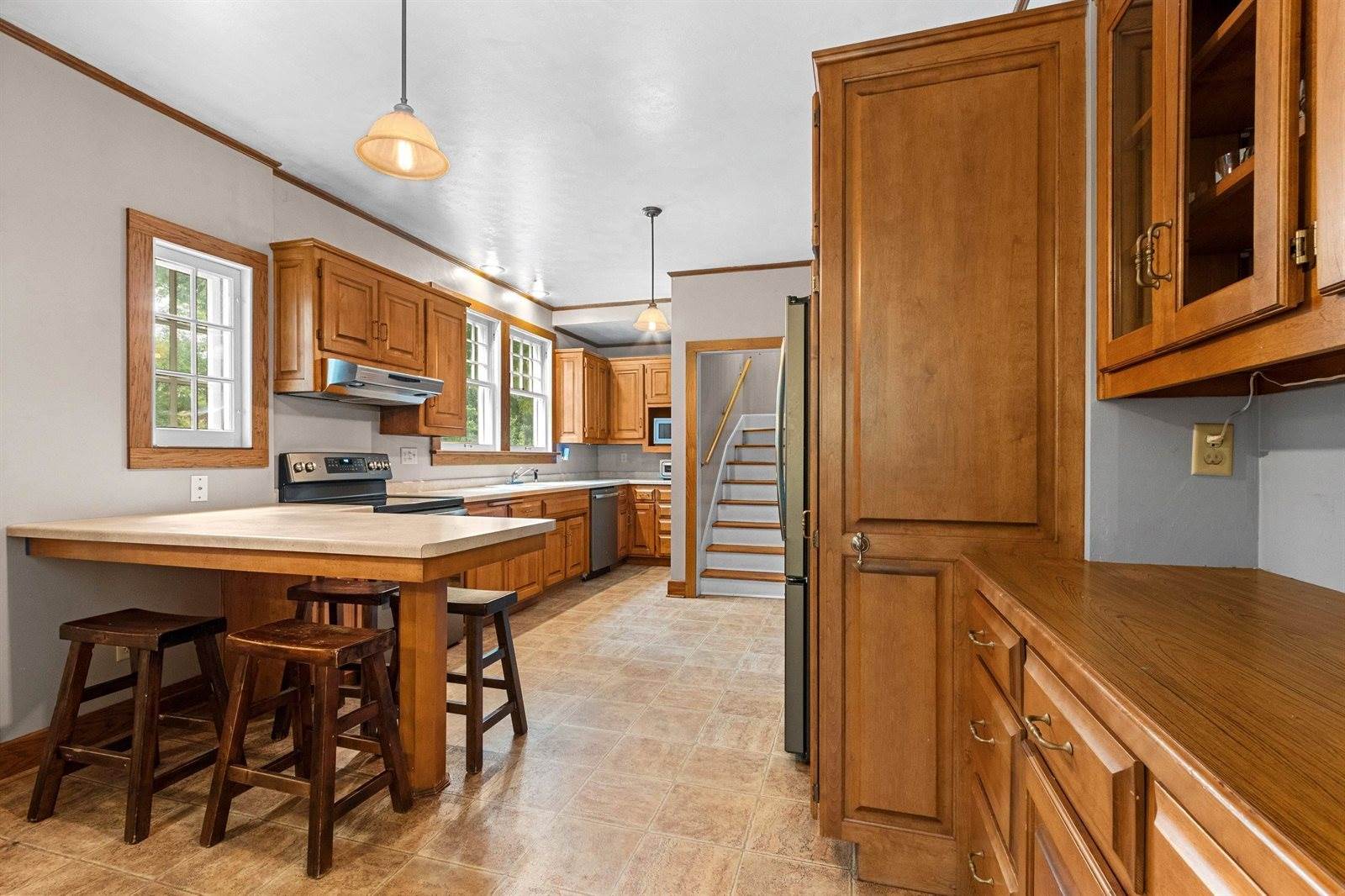 1115 South Monroe Avenue, Green Bay, WI 54301